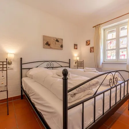Rugana - Komfortplus Mit 1 Schlafzimmer Und Terrasse B43 *